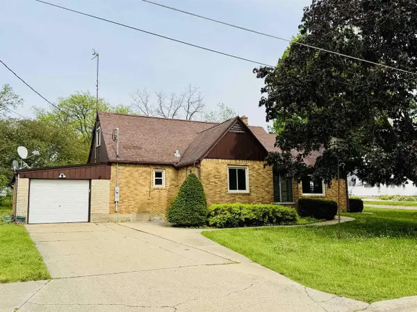 820 9th Avenue, Monroe, WI 53566