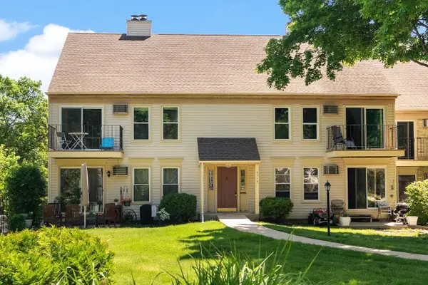 6718 Park Ridge Drive #D, Madison, WI 53719
