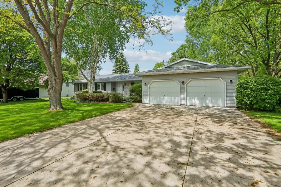 501 Avalon Road, Columbus, WI 53925 - #3