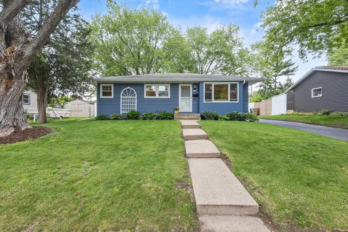 4637 Elgar Lane, Madison, WI 53704 - #1