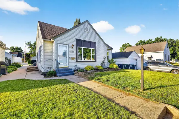 2219 Jackson Street, La Crosse, WI 54601