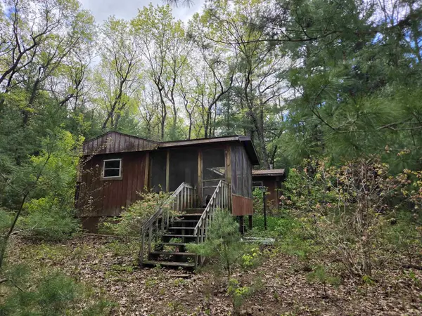 N5488 Black Road, Mauston, WI 53948