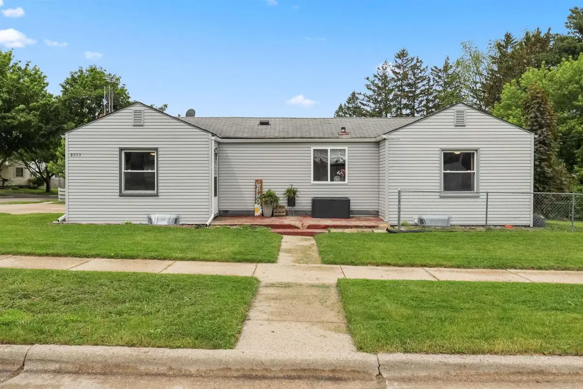 2039 12th Avenue, Monroe, WI 53566 - #1