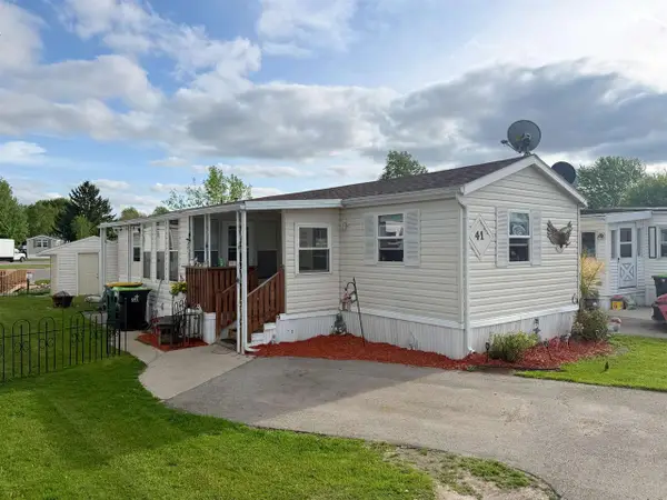N168W21700 Main Street #41, Jackson, WI 53037