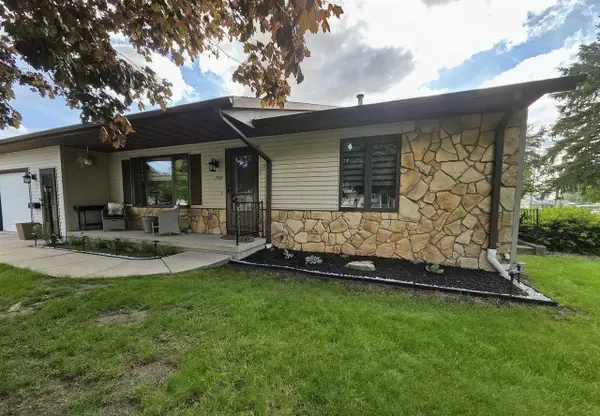 709 W. Lincoln Street, Waupun, WI 53963