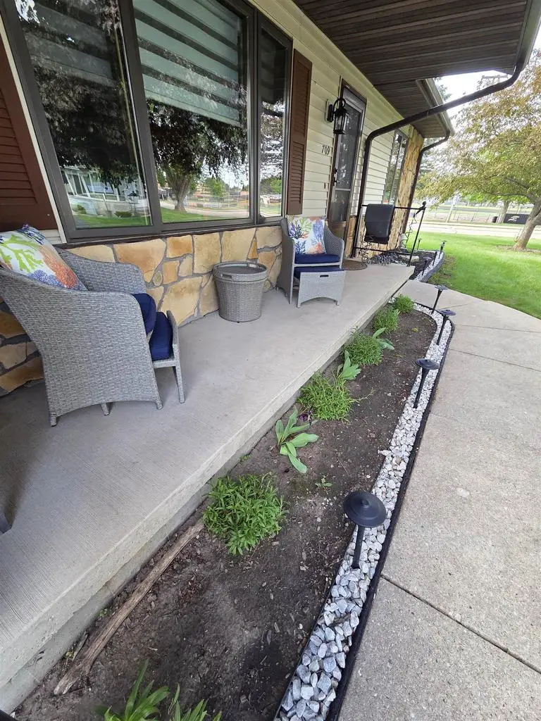 709 W. Lincoln Street, Waupun, WI 53963 - #3