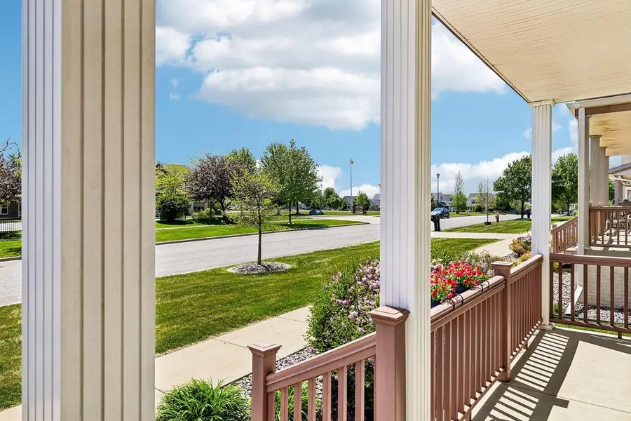 976 Stonehaven Drive, Sun Prairie, WI 53590 - #2