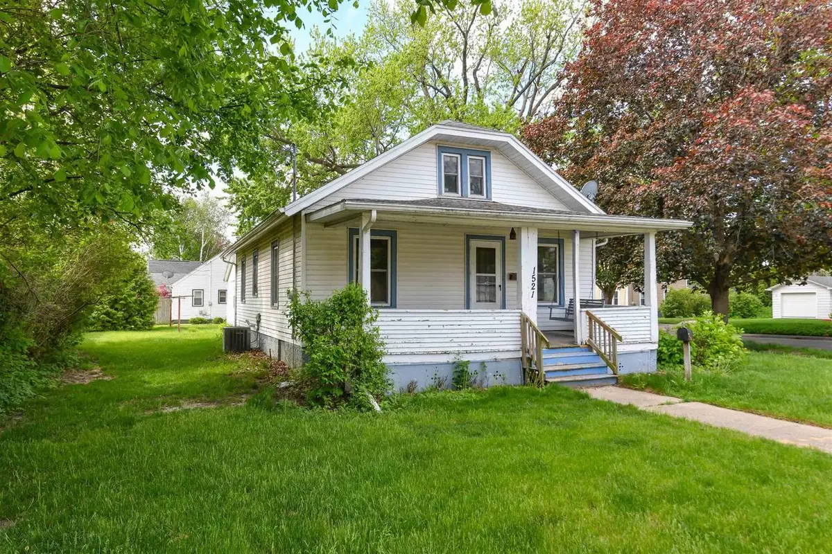 1521 Mineral Point Avenue, Janesville, WI 53548 - #1