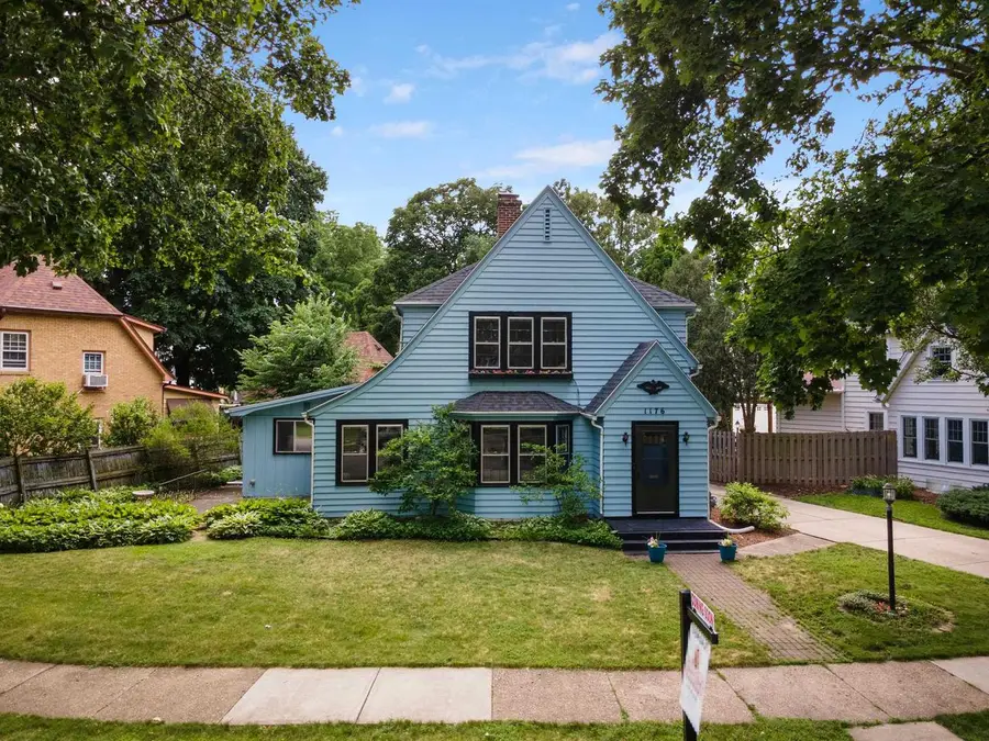 1176 Columbus Circle, Janesville, WI 53545 - #2