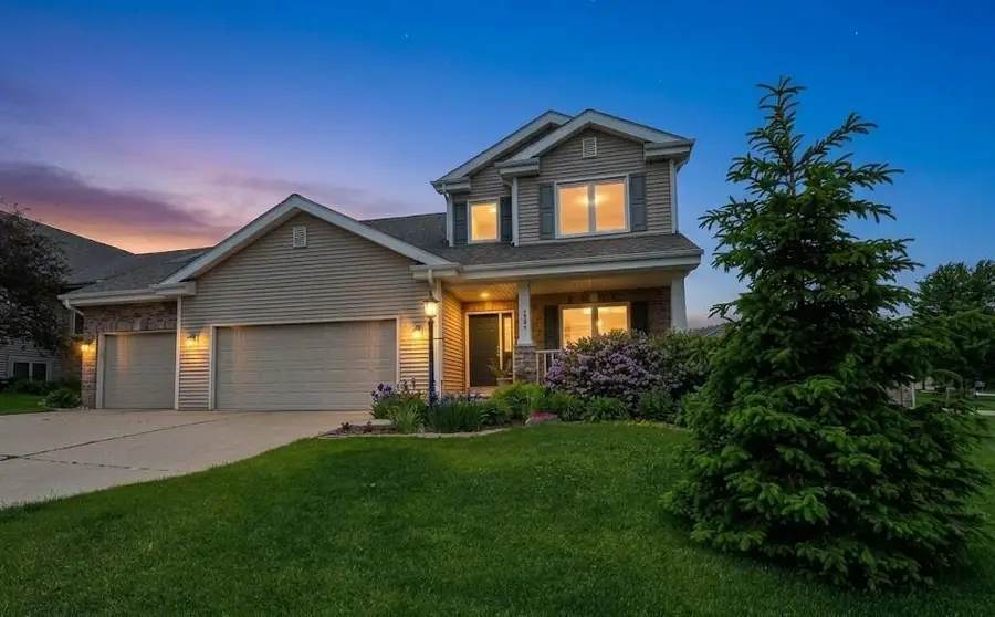 2988 Stamford Place, Fitchburg, WI 53711 - #2