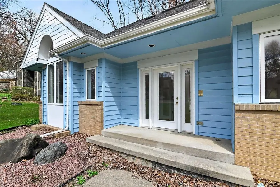 5824 Osmundsen Court, Fitchburg, WI 53711 - #3