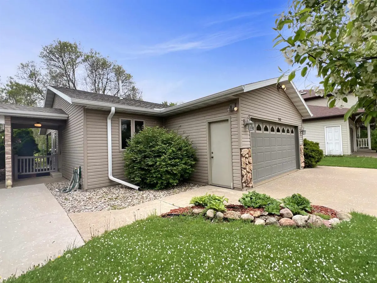 2802 S Felker Avenue, Marshfield, WI 54449 - #1