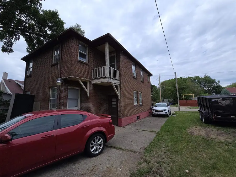314 Roosevelt Avenue, Beloit, WI 53511 - #3