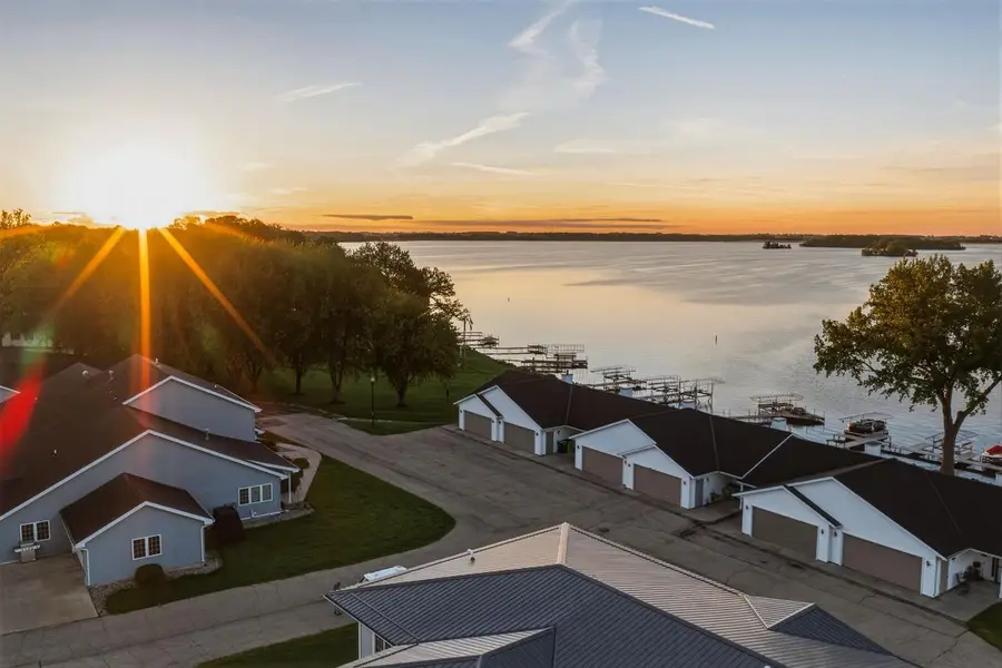 W10695 Blackhawk Trail #457, Fox Lake, WI 53933 - #2