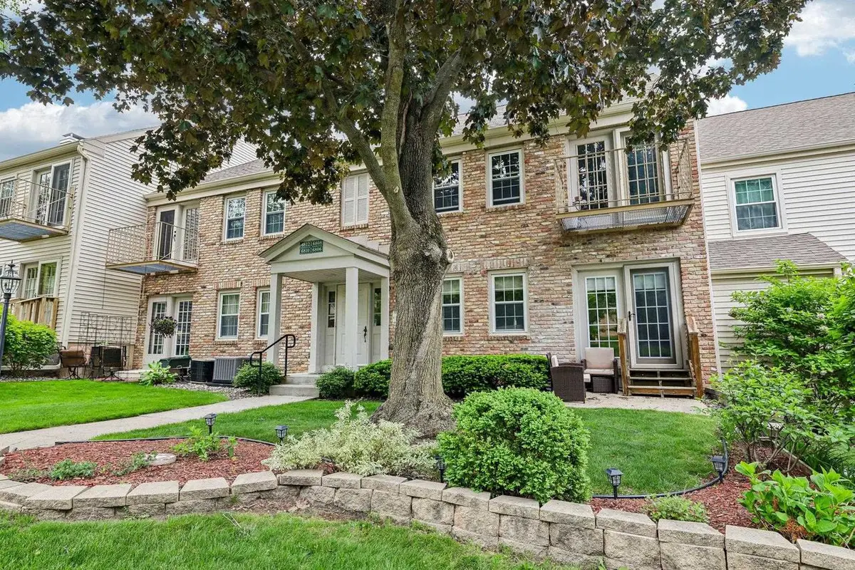 6808 Old Sauk Court, Madison, WI 53717 - #1