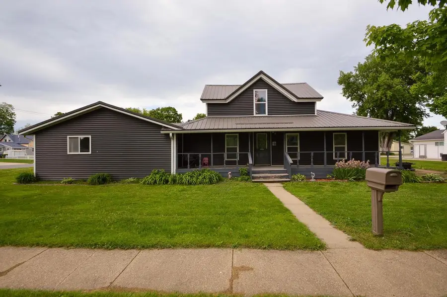 301 Superior Street, Boscobel, WI 53805 - #2