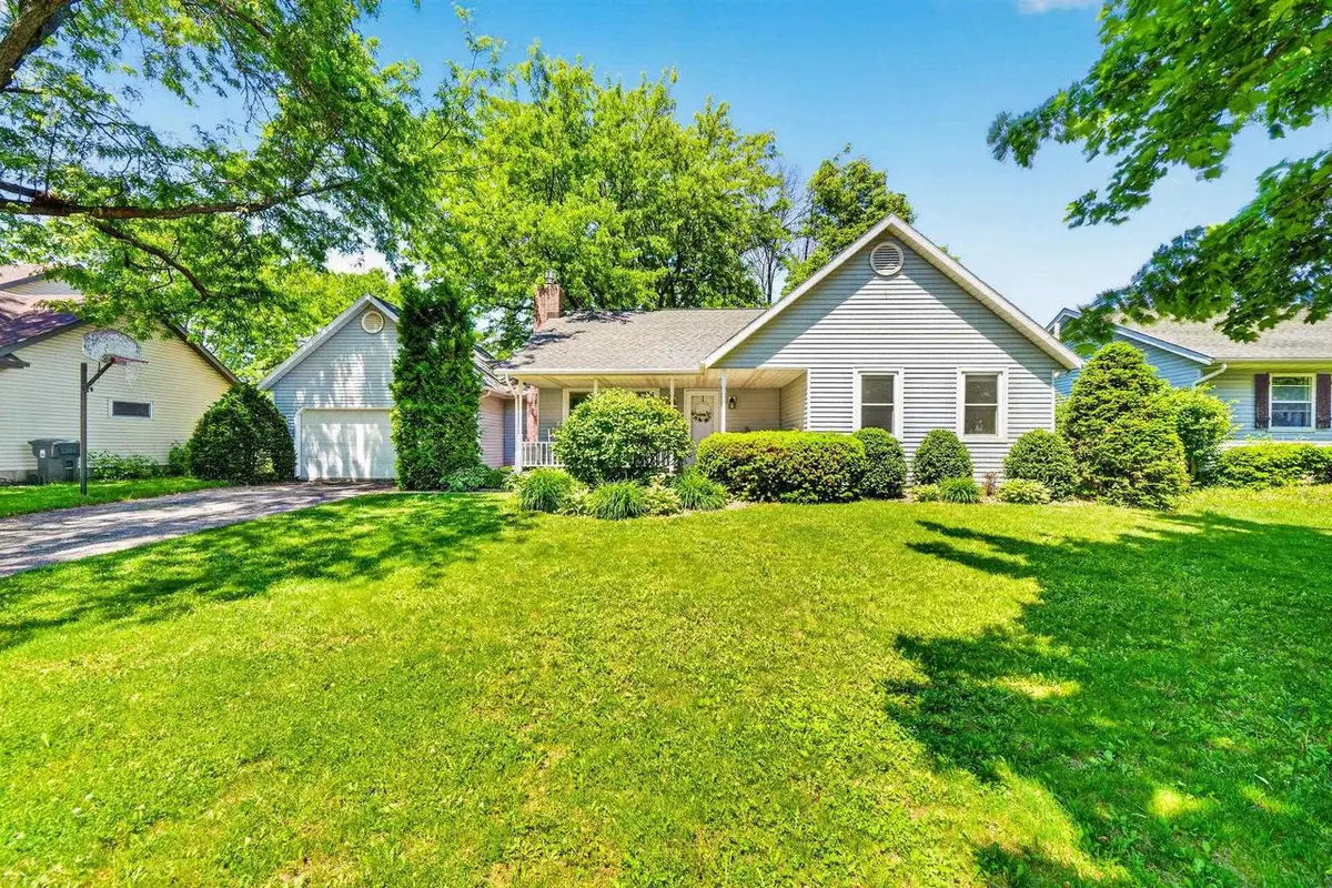 1572 Boulder Way, Sun Prairie, WI 53590 - #1