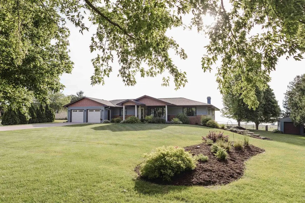 17150 Liberty Road, Belmont, WI 53510 - #1