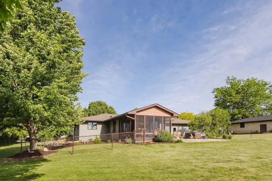 17150 Liberty Road, Belmont, WI 53510 - #2