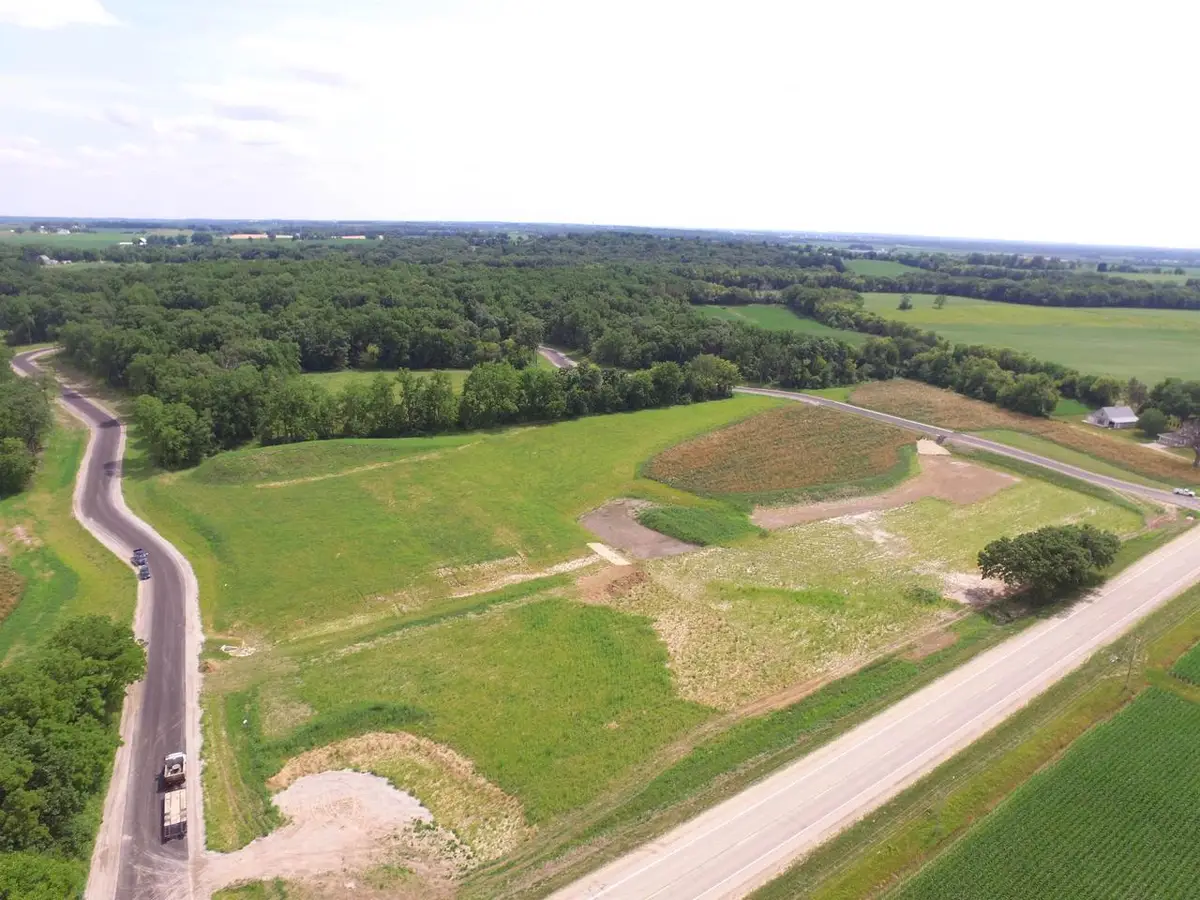 L13 S Forest View Drive, Beloit, WI 53511 - #1