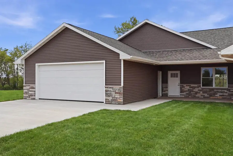 629 Pine Street, Dickeyville, WI 53808 - #2