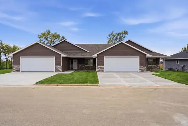 631 Pine Street, Dickeyville, WI 53808