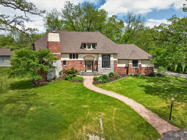 406 2nd Avenue, New Glarus, WI 53574