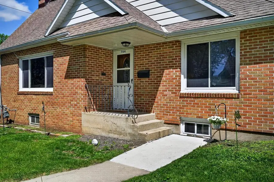 704 18th Avenue, Monroe, WI 53566 - #2