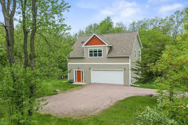 S5665 Devils Crown Drive, Baraboo, WI 53913