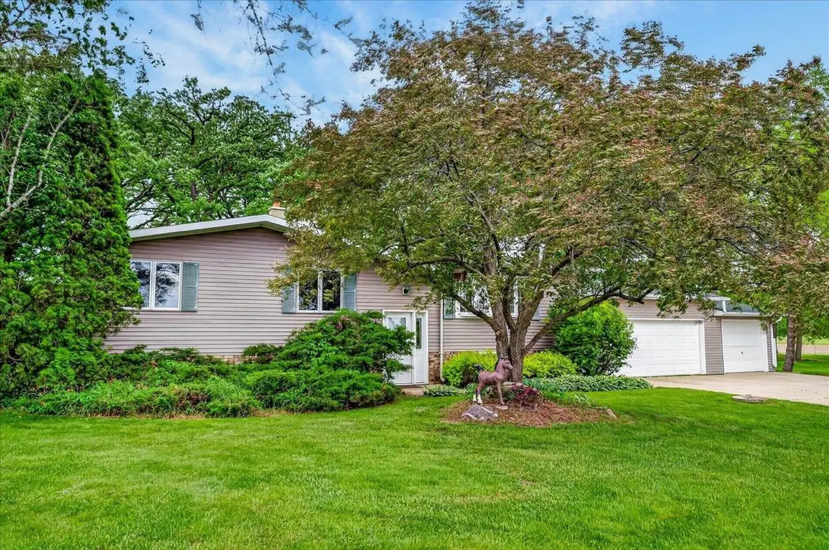 4338 S Schuman Road, Orfordville, WI 53576 - #1