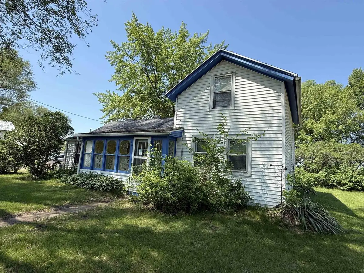 100 N Patten Street, Avoca, WI 53506 - #1