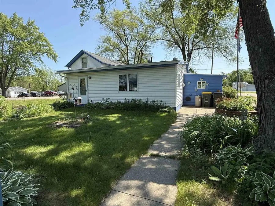 100 N Patten Street, Avoca, WI 53506 - #3