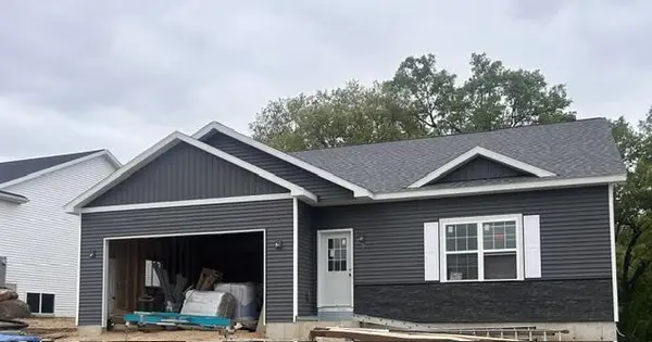 636 Lake View Avenue, Merrimac, WI 53561