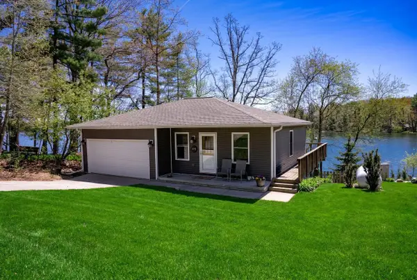 3111 W Lake Helen Drive, Rosholt, WI 54473