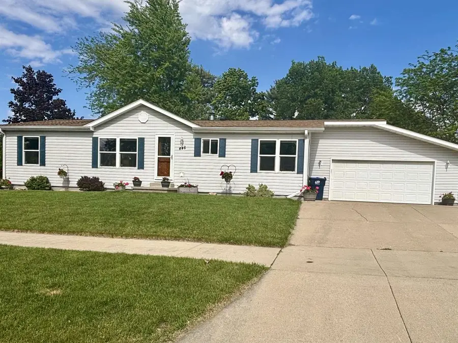 446 Arbor Drive, Juneau, WI 53039 - #2