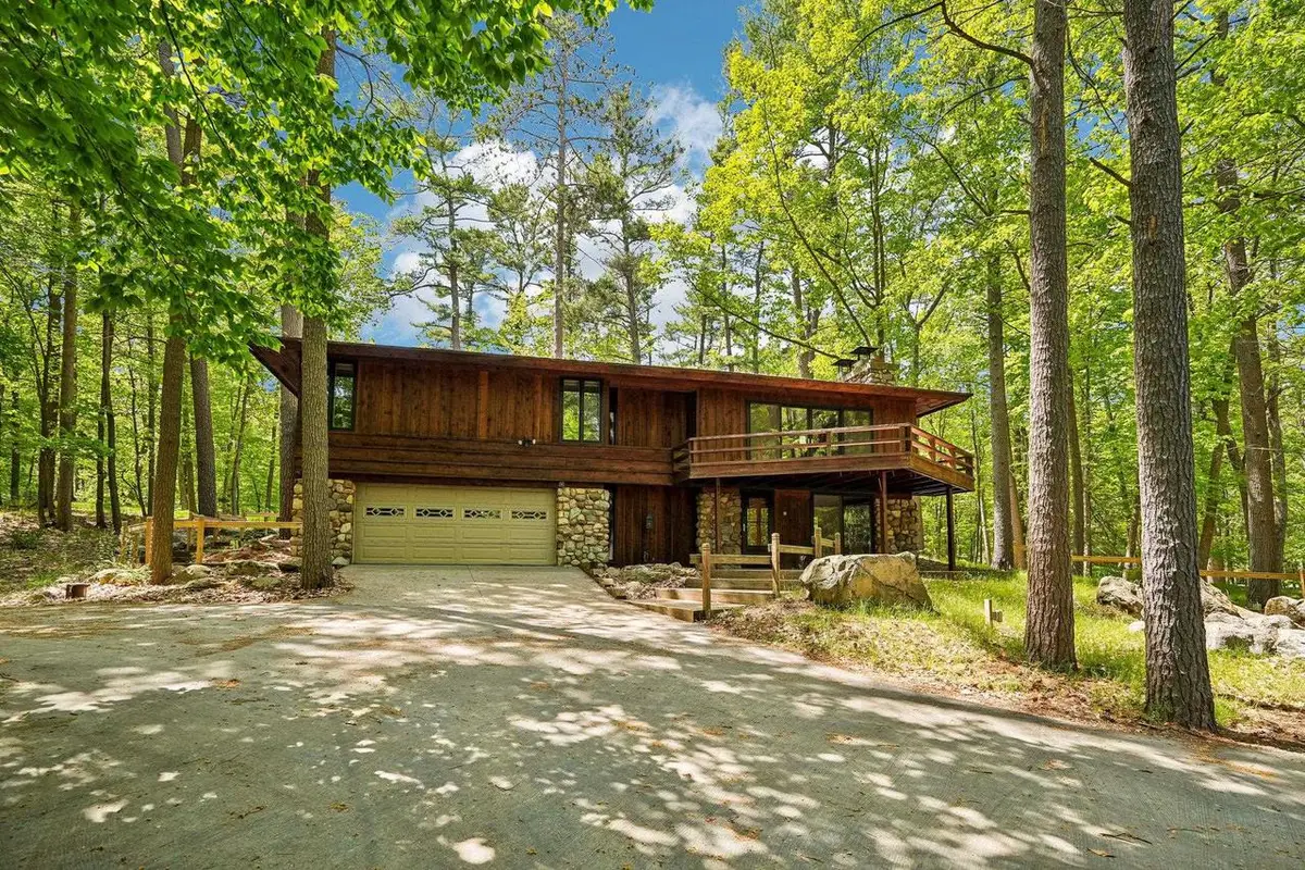329 Timberlake Road, Wilson, WI 53081 - #1