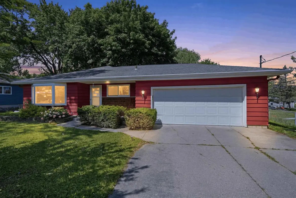 549 N Main Street, Cottage Grove, WI 53527 - #1