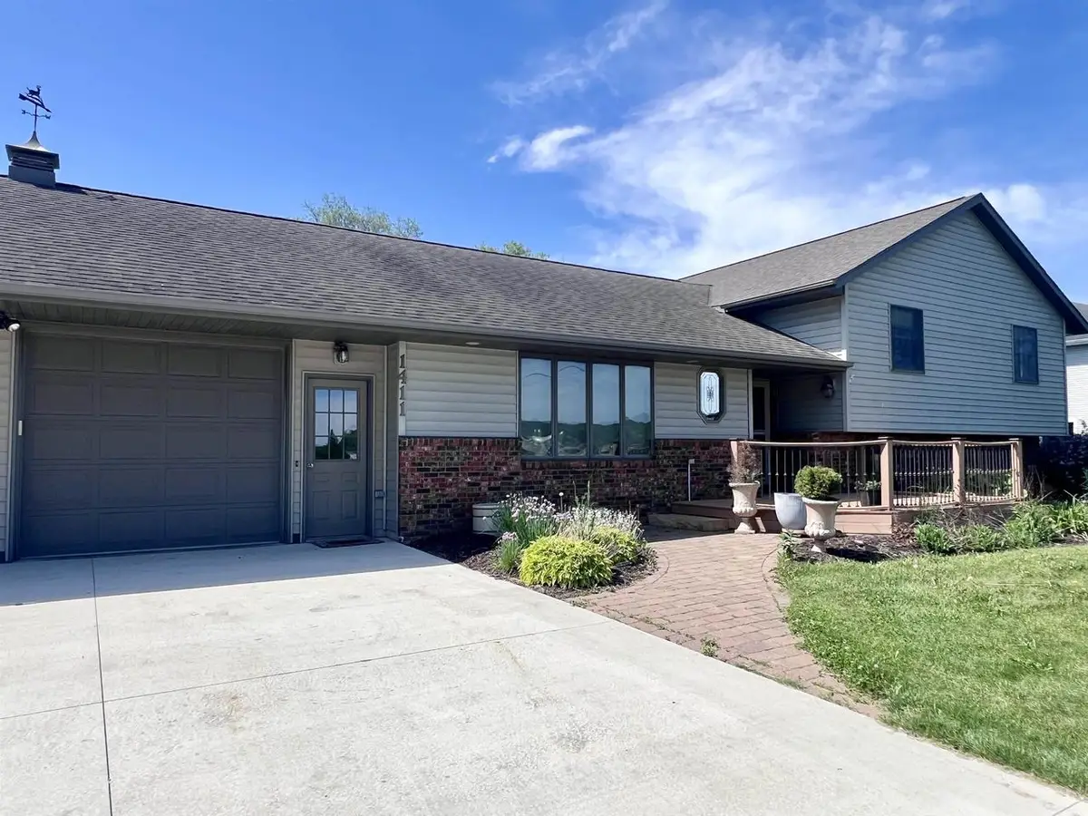 1411 W Montgomery Street, Sparta, WI 54656 - #1