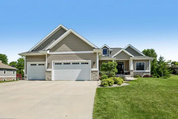 2113 Peaceful Valley Parkway, Waunakee, WI 53597