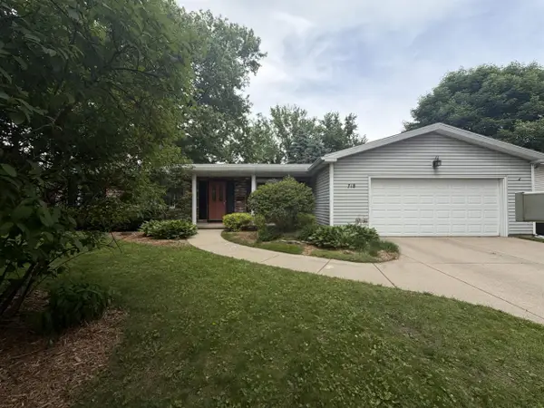 718 Delladonna Way, Madison, WI 53704