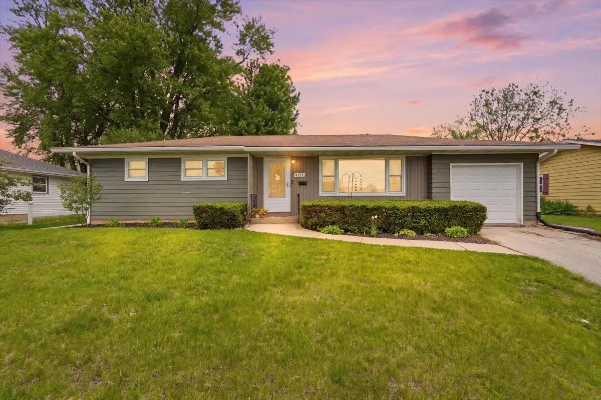 2009 Portage Road, Madison, WI 53704 - #1