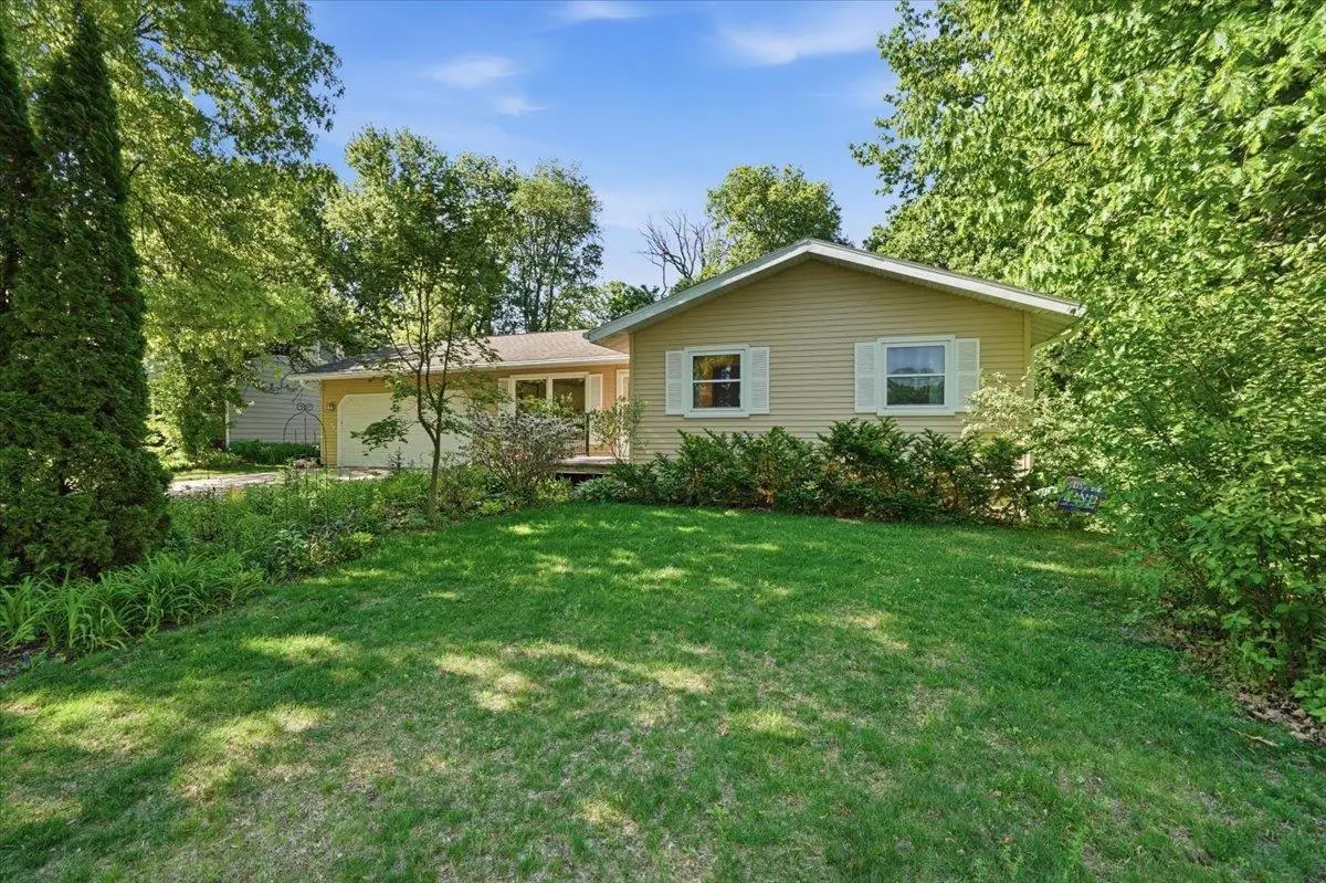 5101 Retana Drive, Madison, WI 53714 - #1