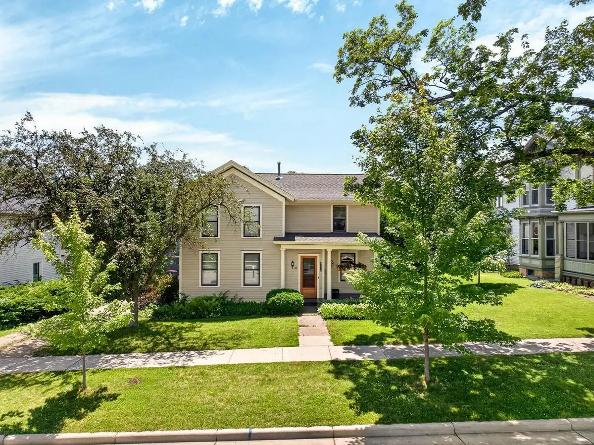 35 W Liberty Street, Evansville, WI 53536 - #1