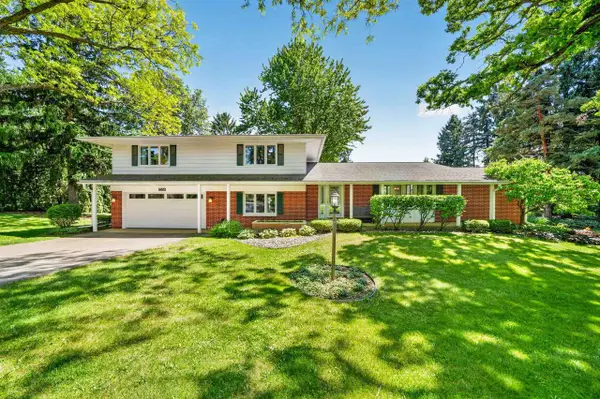 5567 Shamrock Lane, Fitchburg, WI 53711