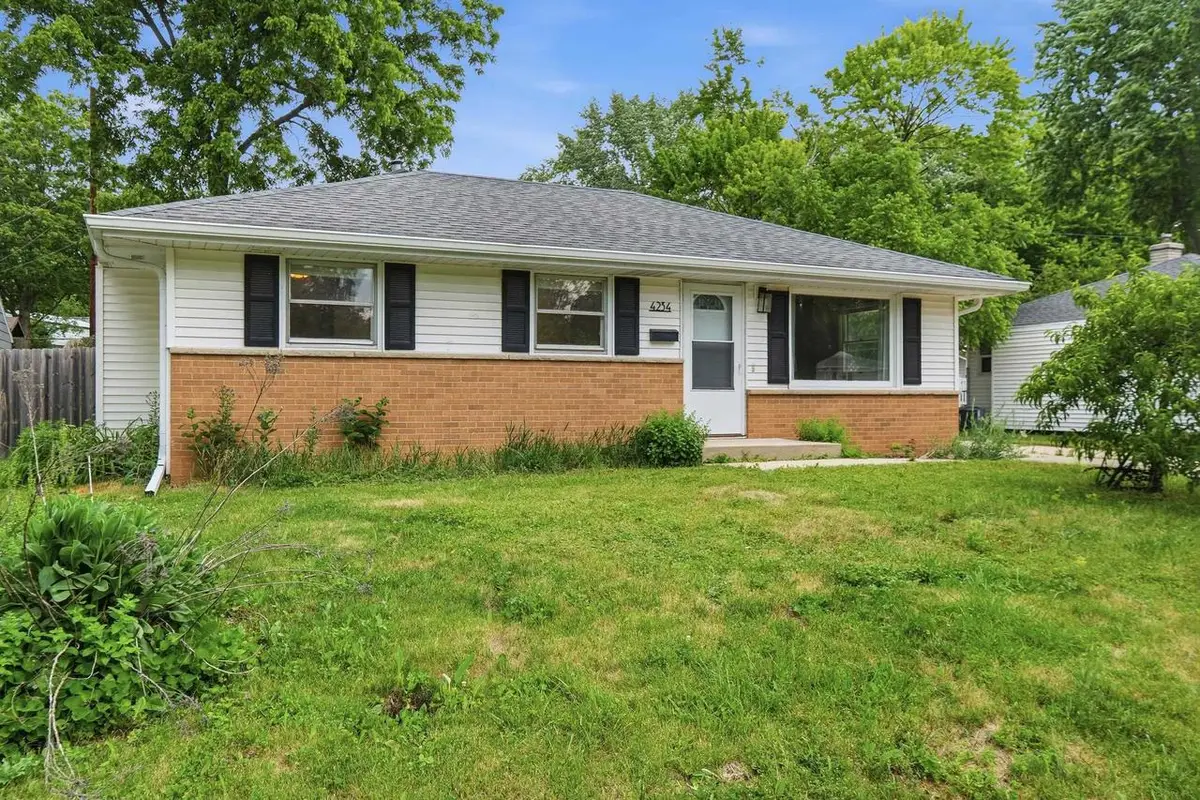 4234 Portland Parkway, Madison, WI 53714 - #1