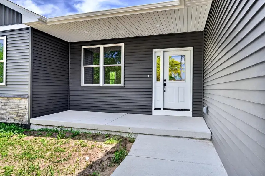 2004 W 4th Avenue, Brodhead, WI 53520 - #3