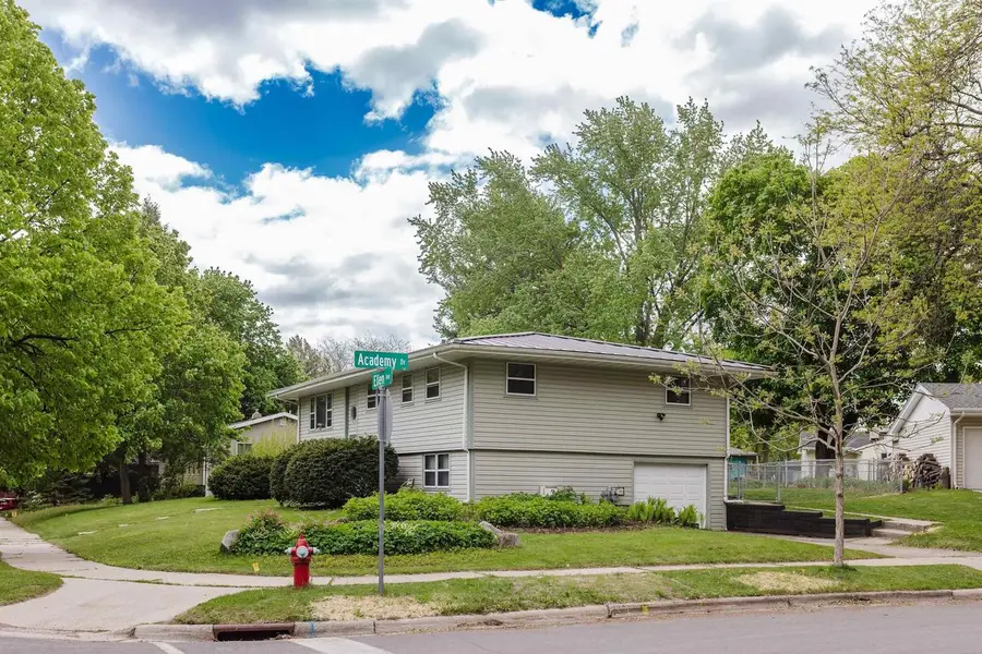 1422 Ellen Avenue, Madison, WI 53716 - #3
