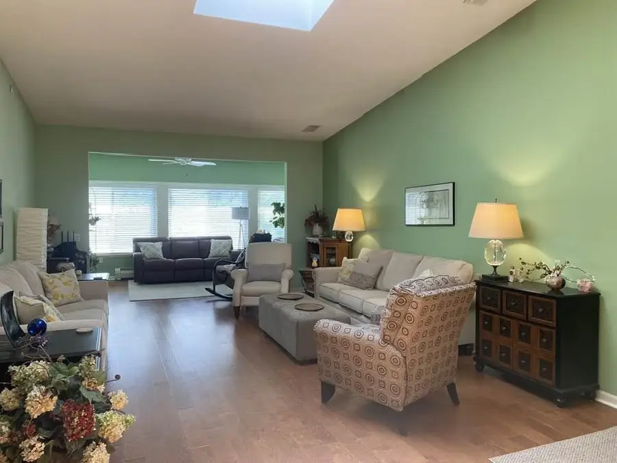 1605 Golf Glen #G, Madison, WI 53704 - #2