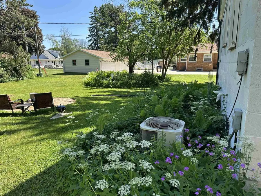 508 Prospect Avenue, Beaver Dam, WI 53916 - #3