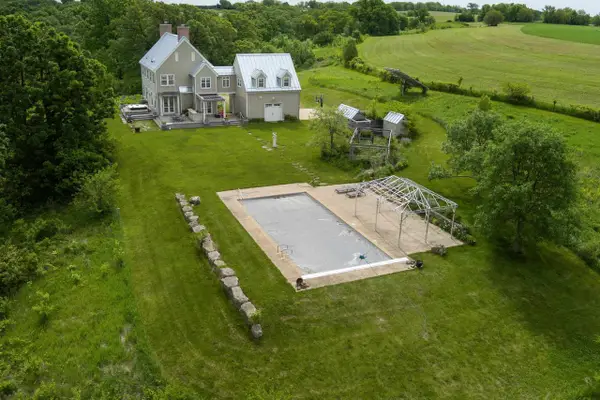 4275 Norwegian Hollow Road, Dodgeville, WI 53533
